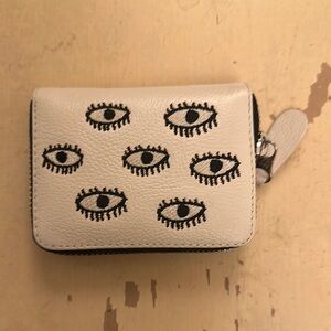 BRAND NEW )))) Cream Wallet with Eye Motifs, Zipper Closure - Min & Mon